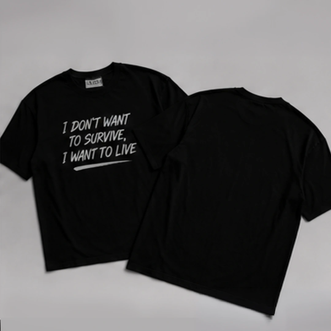 I Want To Live Oversized T Shirt - Image 4
